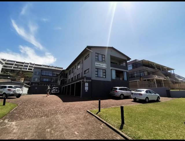 2 BEDROOM APARTMENT FOR SALE IN MANABA BEACH